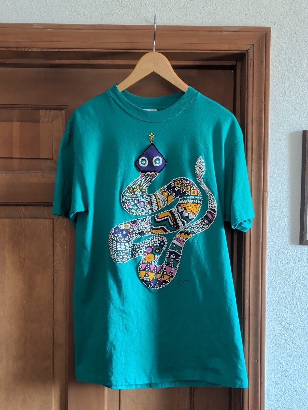 Vintage Women's Large Teal Graphic Beaded Snake T-Shirt